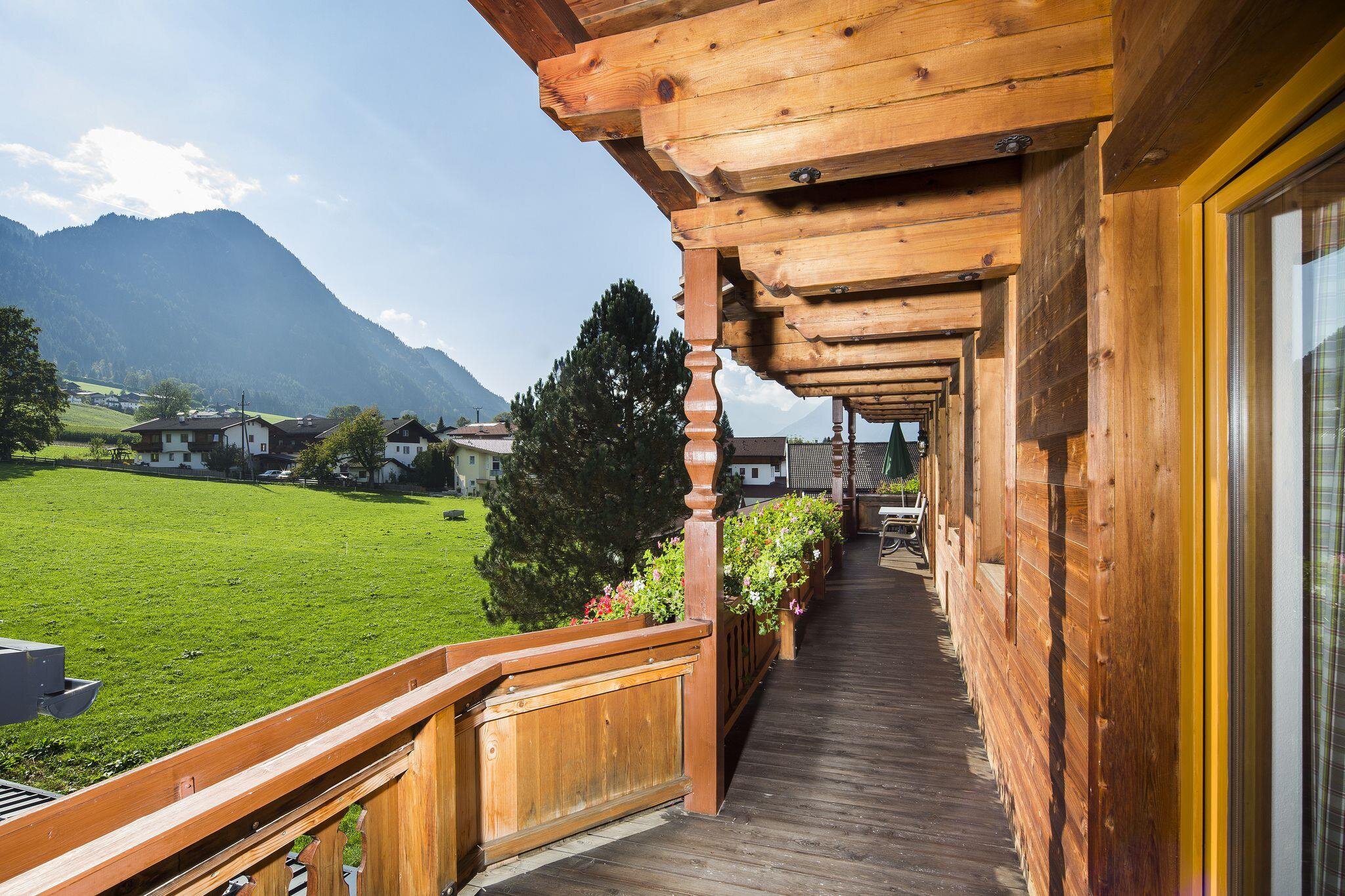 Ausblick vom Balkon auf den Reither Kogel | © Landhaus Greil