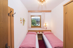 Reither-Kogel-Appartement_Schlafzimmer-2_Landhaus-