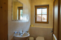 LederersZuhaus-Alpbach-Top2-WC-kl