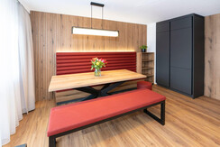 4db7a200-3532-4d53-9e64-db398d6e84c2