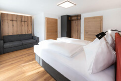 69ed630f-17b6-49f4-ac01-01db1794a628