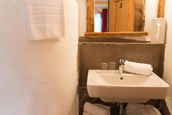 Almhütte_Dusche_Rosenhof_Alpbach_Seenland_Tirol