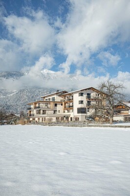 Zeit_Glueck_Winter_Urlaub_Tirol_Schnee