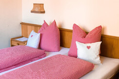 ferienwohnung_zimmer_alpbachtal_pension_luggi